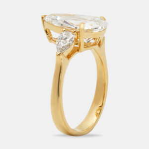 luxury-women-the-diamond-edit-new-fine-jewelry-p1177426-007.jpg 3.80 cts pear brilliant lab grown diamond 18k yellow gold ring size 52