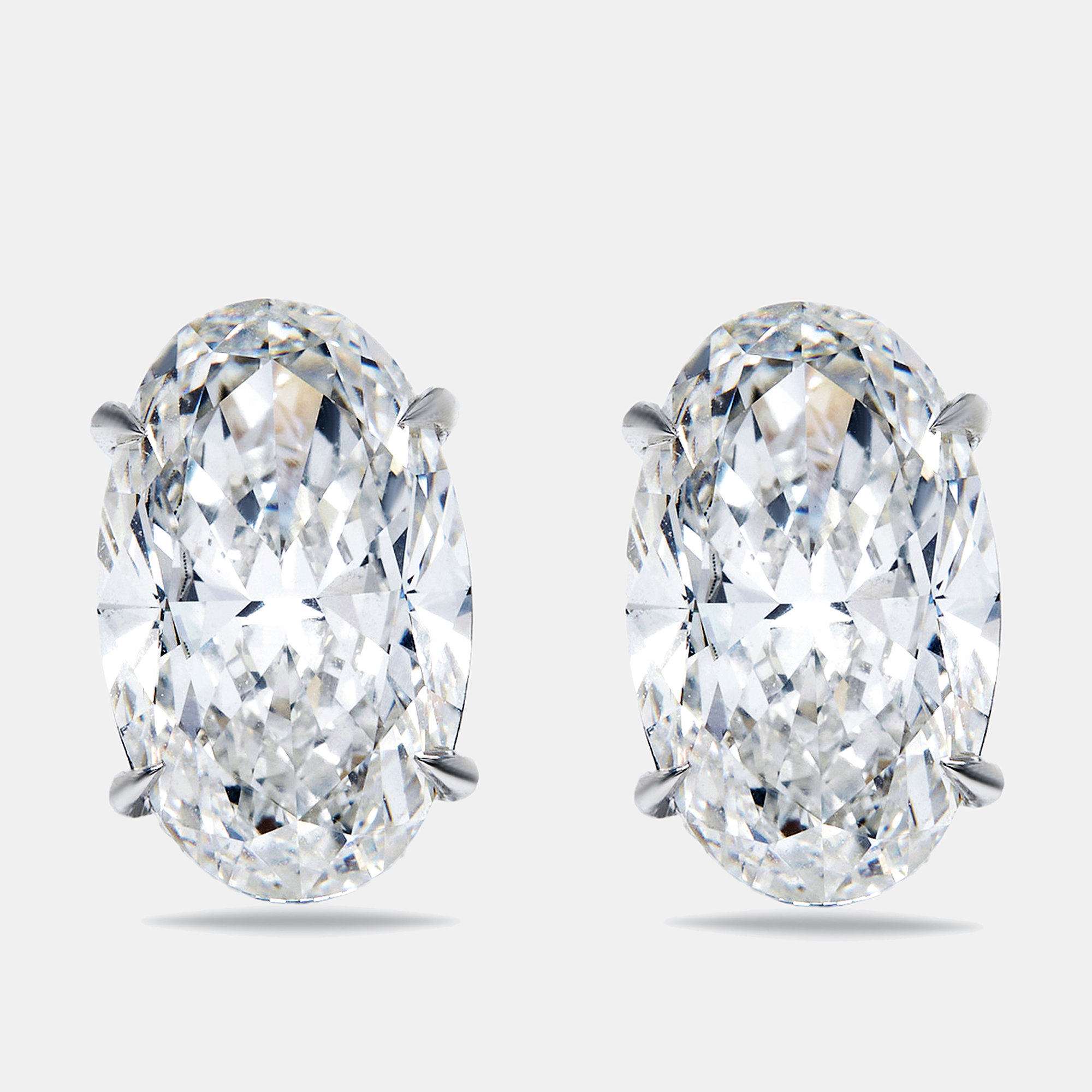 10.00 cts oval brilliant cut lab grown diamond 18k white gold earrings
