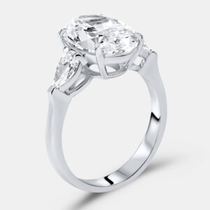 luxury-women-the-diamond-edit-new-fine-jewelry-p1202337-010.jpg 4.00 cts oval brilliant and pear lab grown diamonds 18k white gold ring size 51