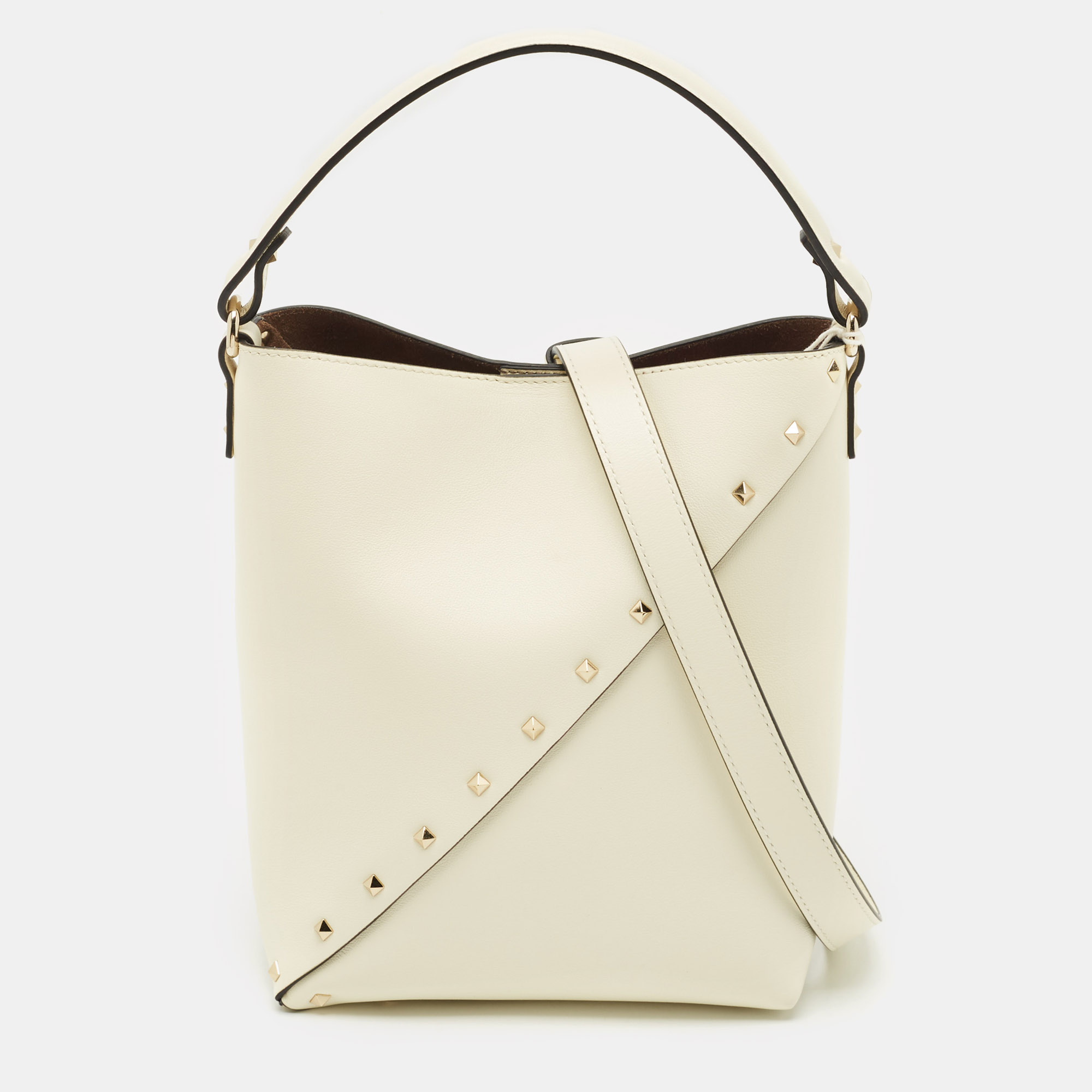 valentino off white leather small rockstud wipsy bucket bag