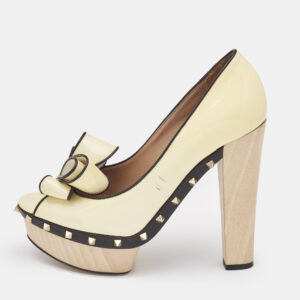 valentino cream/black patent leather wooden platform rockstud pumps size 39