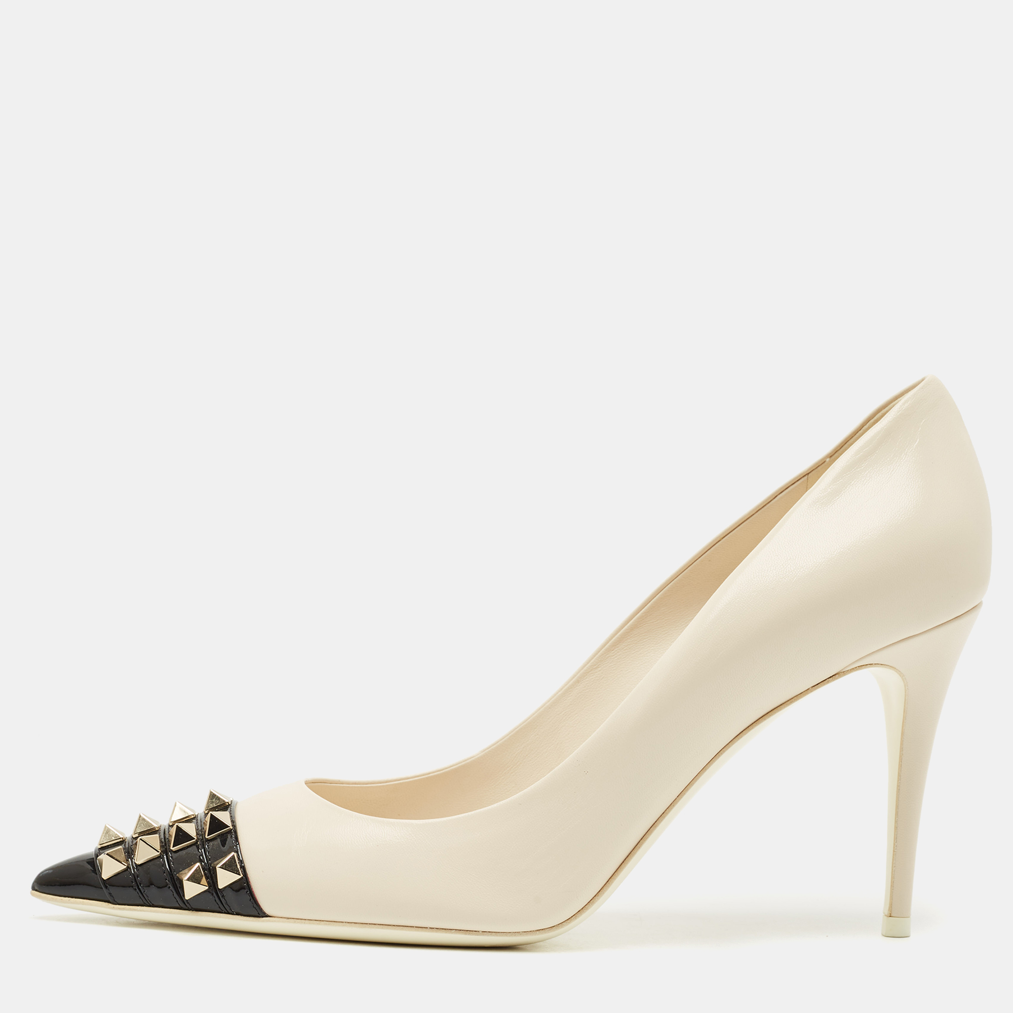 valentino cream/black patent leather rockstud alcove pumps size 41
