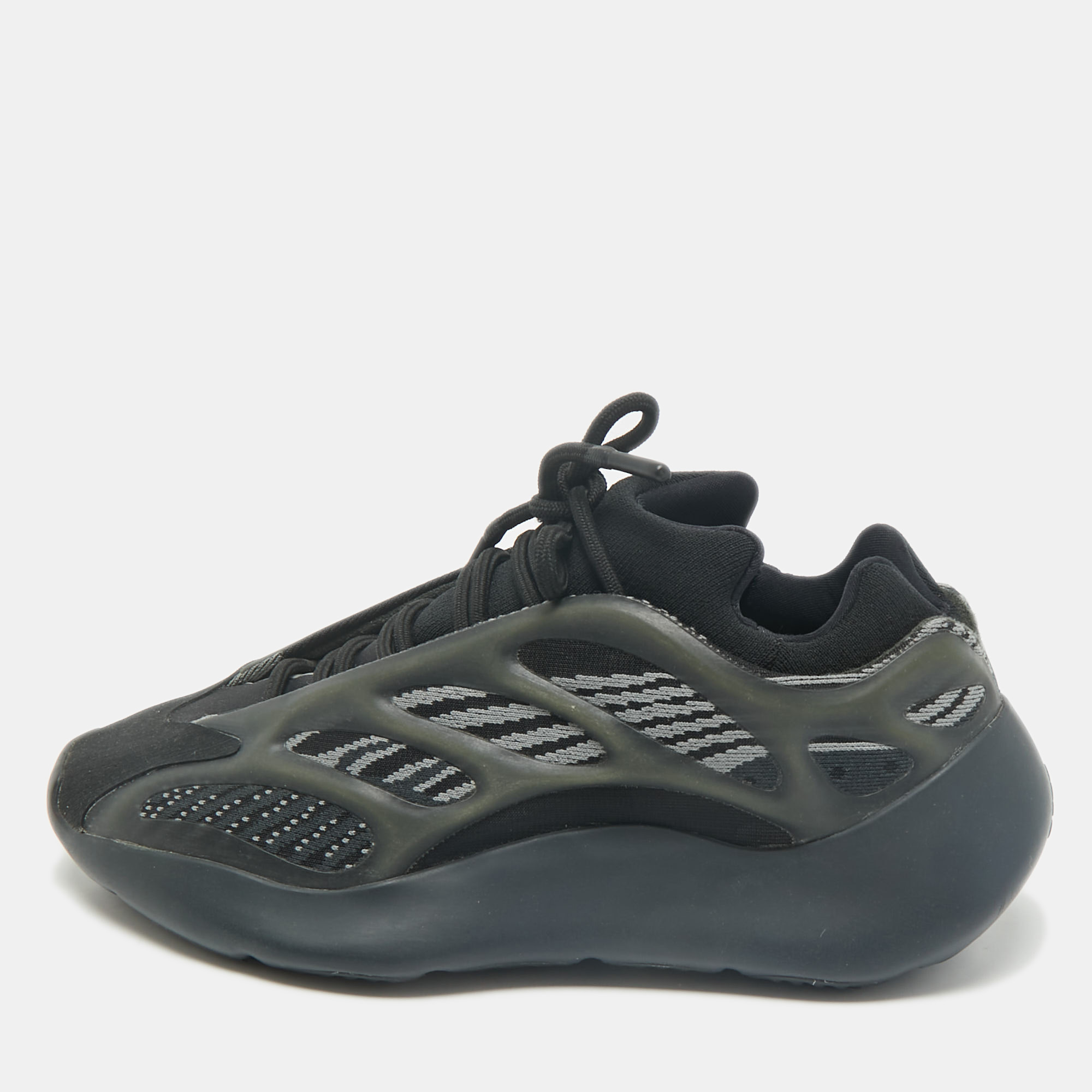 yeezy x adidas black knit fabric 700 v3 alvah sneakers size 36 2/3