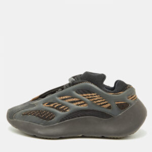 yeezy x adidas brown mesh and polyurethane 700 v3 clay brown sneakers size 37 1/3