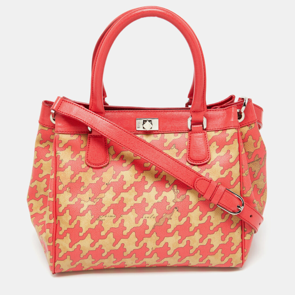 luxury-women-alviero-martini-1a-classe-used-handbags-p1019044-015.jpg Alviero Martini 1A Classe Beige/Red Geo Print Coated Canvas and Leather Tote