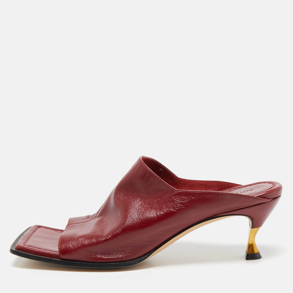 luxury-women-bottega-veneta-used-shoes-p1088340-010.jpg Bottega Veneta Burgundy Leather Stretch Square Toe Kitten Heel Mules Size 39
