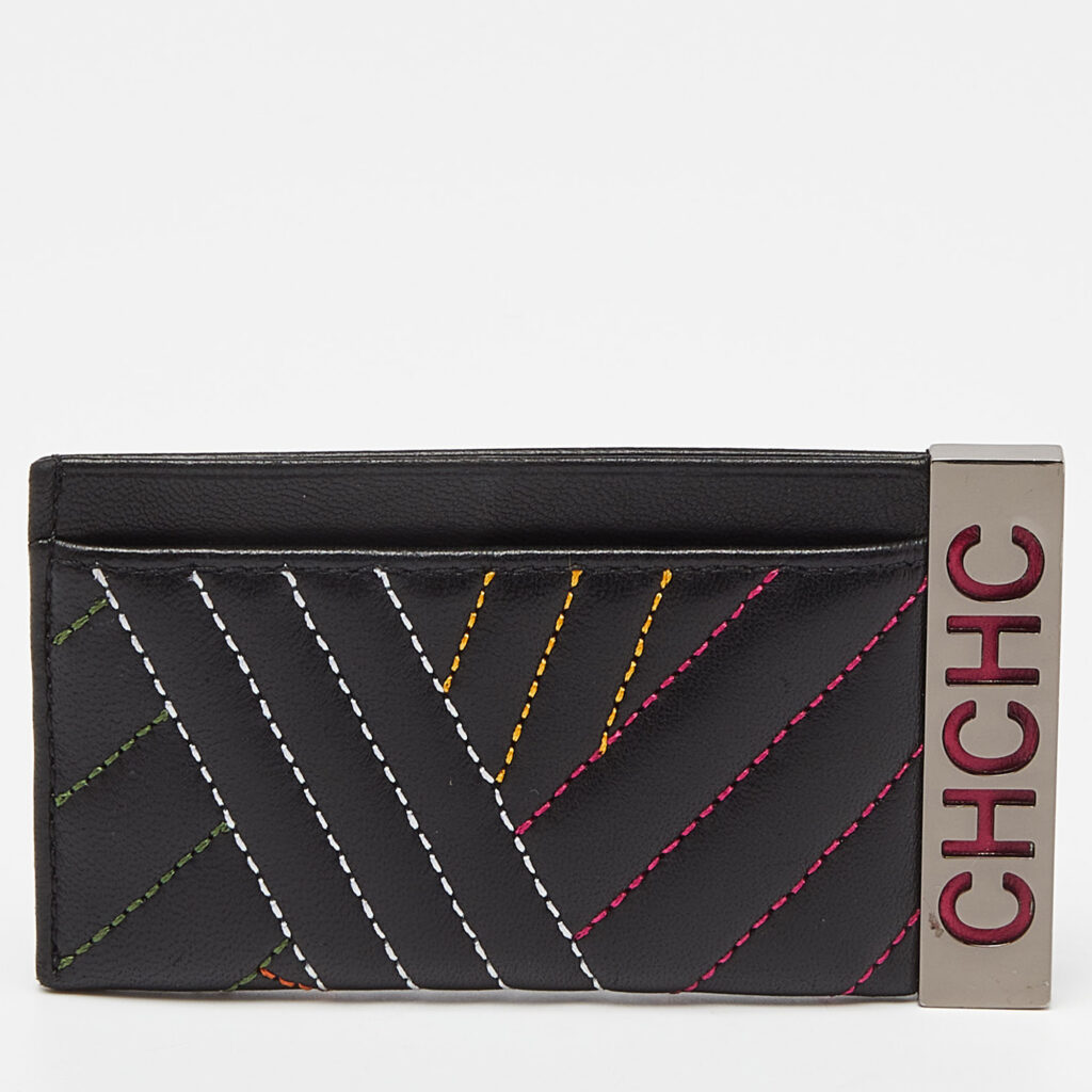 luxury-women-ch-carolina-herrera-used-handbags-p1010591-002.jpg CH Carolina Herrera Black Quilted Leather Card Holder
