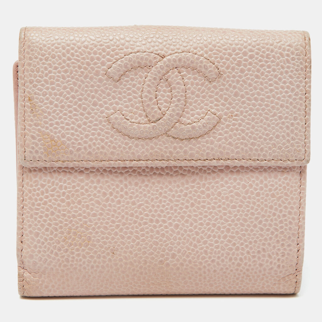 luxury-women-chanel-used-handbags-p1017381-001.jpg Chanel Pink Caviar Leather CC Compact Wallet