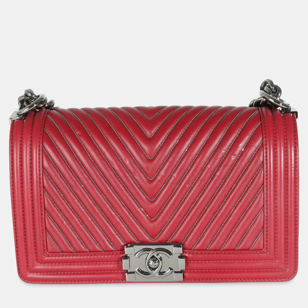 Chanel Burgundy Chevron Calfskin Chain Medium Boy Shoulder Bag