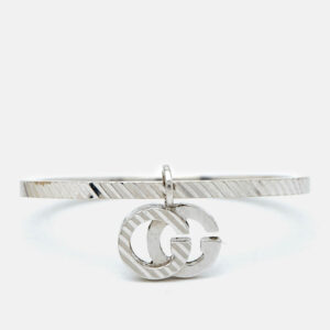 gucci gg running 18k white gold charm ring size 56