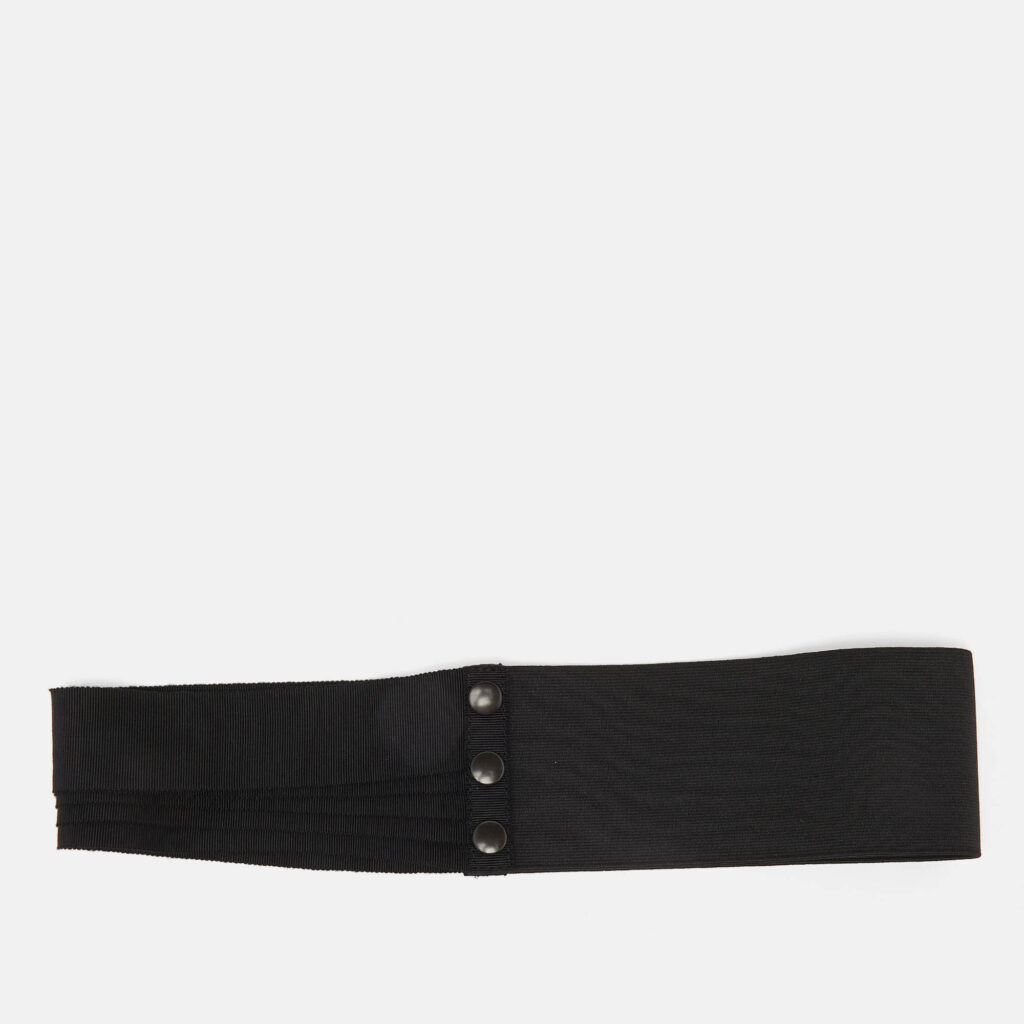 luxury-women-lanvin-used-accessories-p1002925-005.jpg Lanvin Black Elastic and Fabric Snap Waist Belt