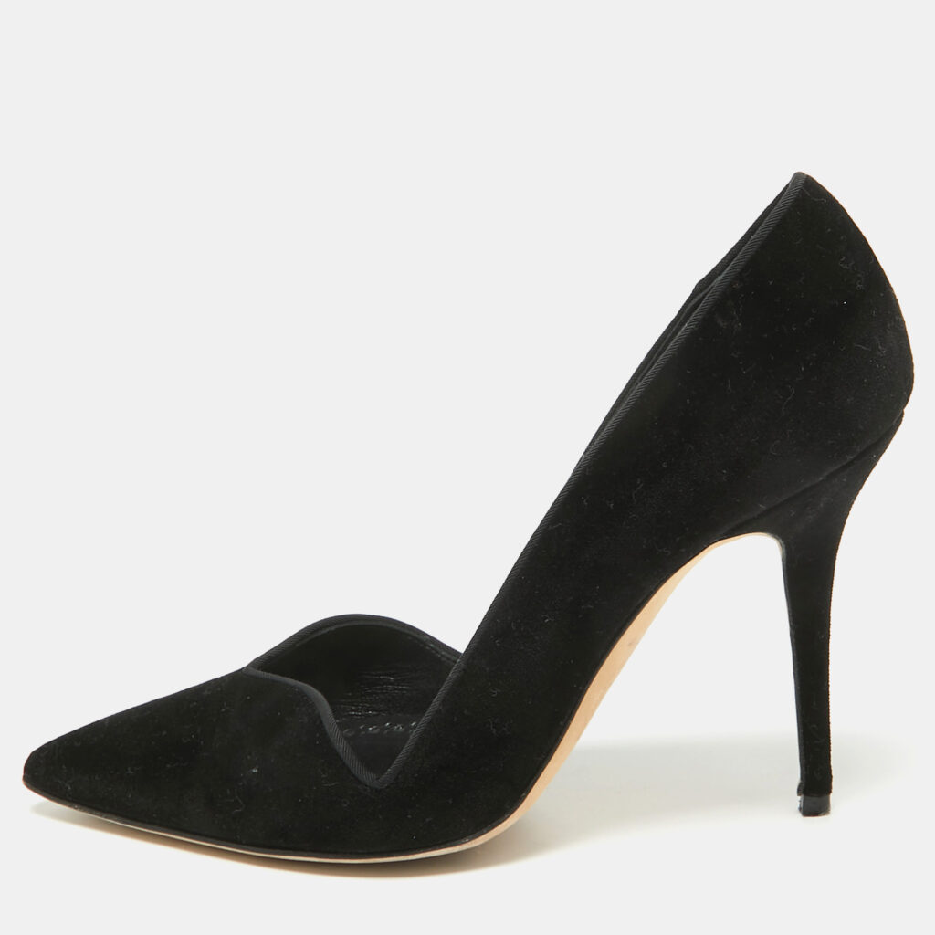 luxury-women-manolo-blahnik-used-shoes-p1082167-001.jpg Manolo Blahnik Black Velvet Pointed Toe Pumps Size 36.5