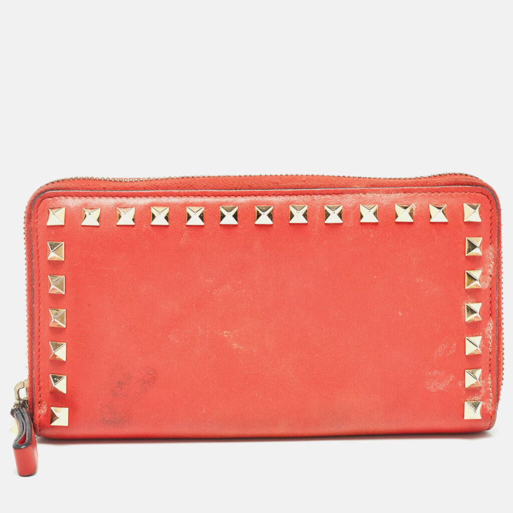 luxury-women-valentino-used-handbags-p1008239-013.jpg Valentino Red Leather Rockstud Zip Around Continental Wallet
