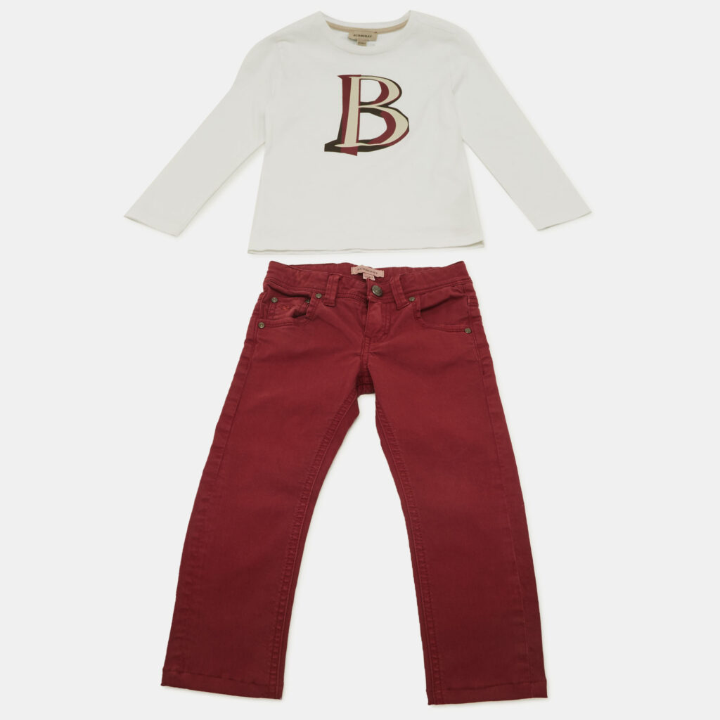 Burberry Children White / Maroon Cotton T-Shirt & Denim Set 5 Yrs Burberry Children White / Maroon Cotton T-Shirt & Denim Set 5 Yrs