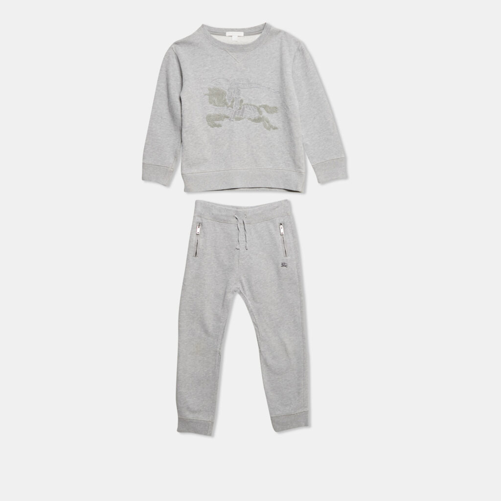 Burberry Children Grey Logo Embroidered Cotton Knit Sweatshirt and Sweatpants Set 8 Yrs Burberry Children Grey Logo Embroidered Cotton Knit Sweatshirt and Sweatpants Set 8 Yrs