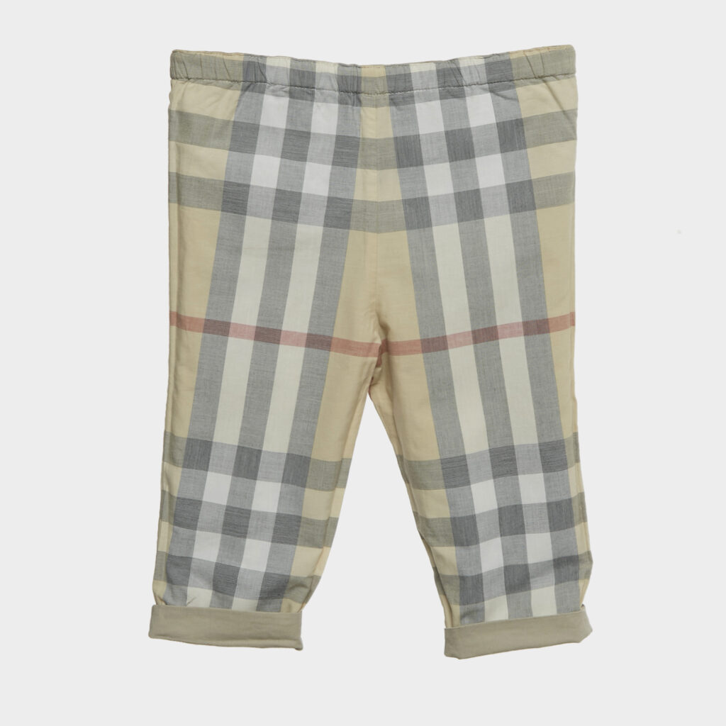 luxury-kids-burberry-used-boys-p1219606-004.jpg Burberry Children Beige Check Roll-Up Cotton Pants 12M