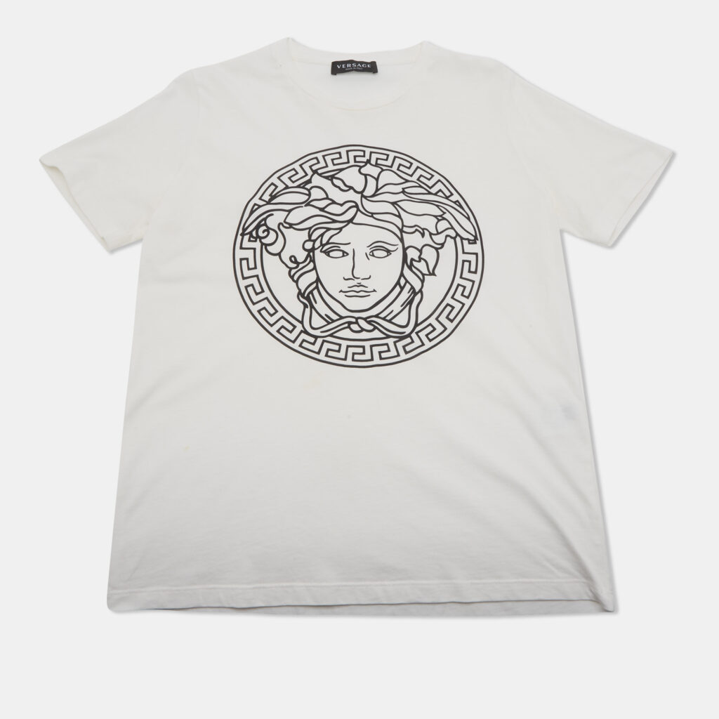Versace Kids White Medusa Print Cotton Crew Neck T-Shirt Size 14 Yrs Versace Kids White Medusa Print Cotton Crew Neck T-Shirt Size 14 Yrs