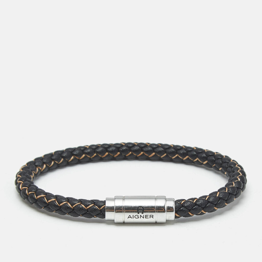 luxury-men-aigner-used-accessories-p1179278-005.jpg Aigner Braided Leather Silver Tone Bracelet