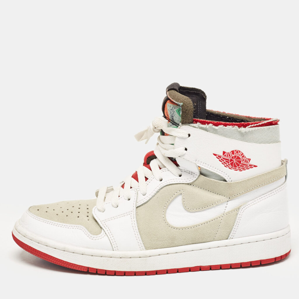 Air Jordans White/Grey Leather and Suede Jordan 1 High Zoom Air CMFT Hare Sneakers Size 42.5 Air Jordans White/Grey Leather and Suede Jordan 1 High Zoom Air CMFT Hare Sneakers Size 42.5
