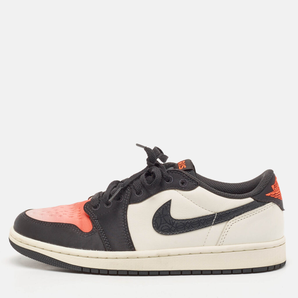 Air Jordans White/Orange Leather Jordan 1 Retro Low Sneakers Size 40 Air Jordans White/Orange Leather Jordan 1 Retro Low Sneakers Size 40
