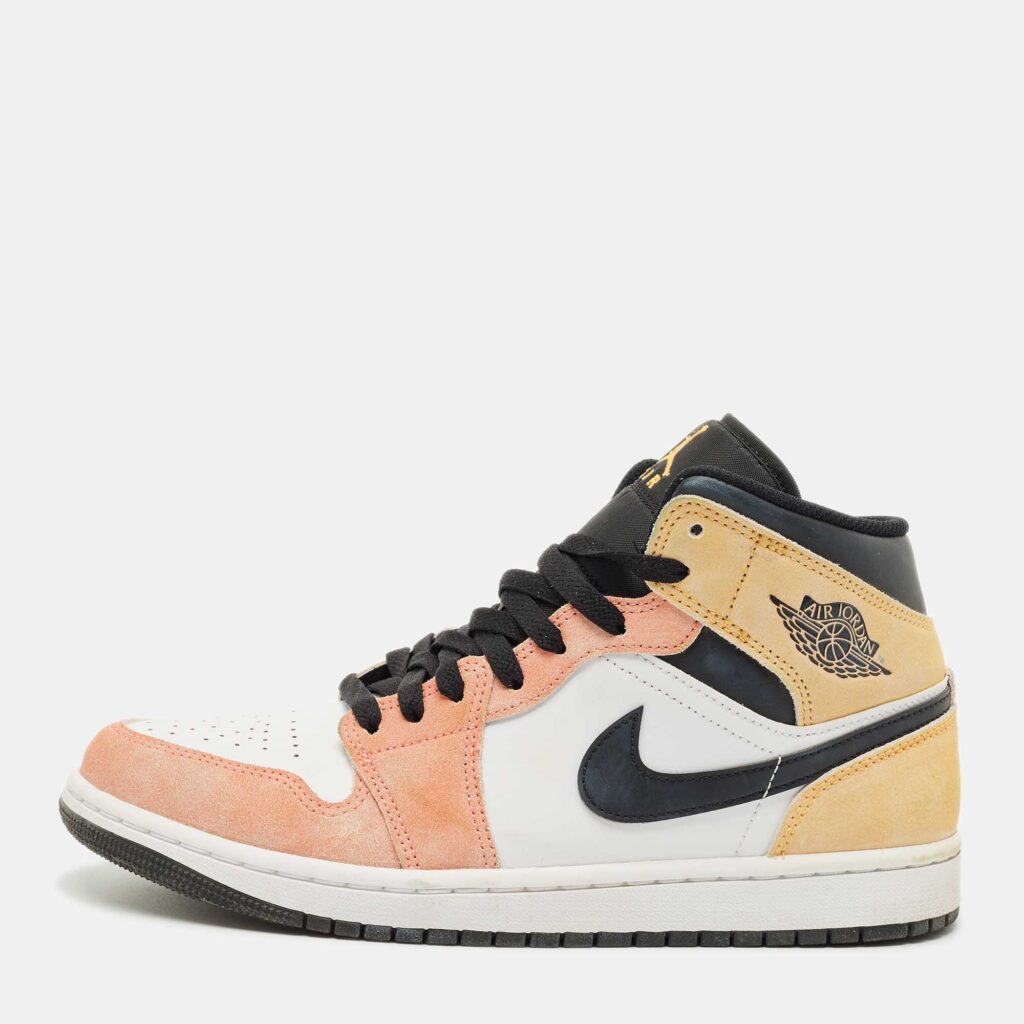 Air Jordans Multicolor Suede and Leather Jordan 1 Mid SE Flight Club Sneakers Size 42 Air Jordans Multicolor Suede and Leather Jordan 1 Mid SE Flight Club Sneakers Size 42