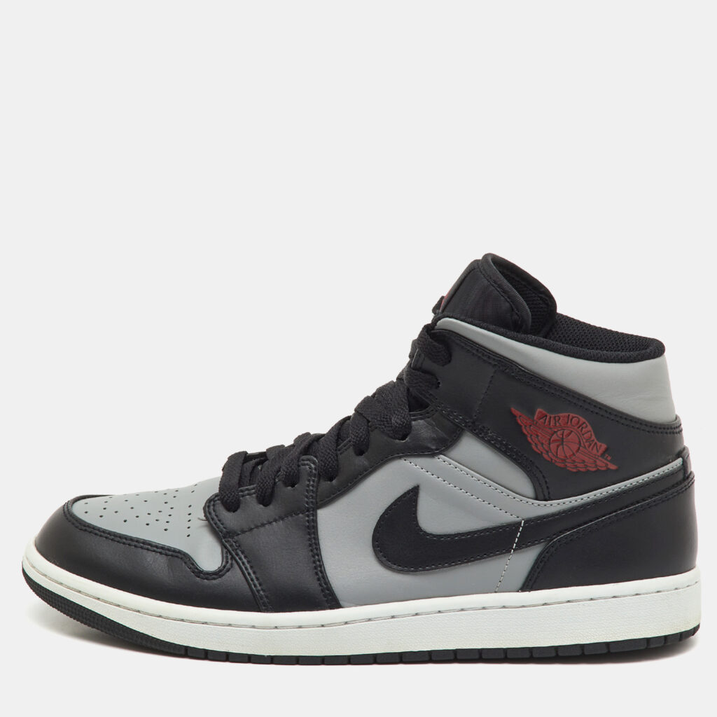 Air Jordans Black/Grey Leather Jordan 1 Mid Shadow Red Sneakers Size 45 Air Jordans Black/Grey Leather Jordan 1 Mid Shadow Red Sneakers Size 45