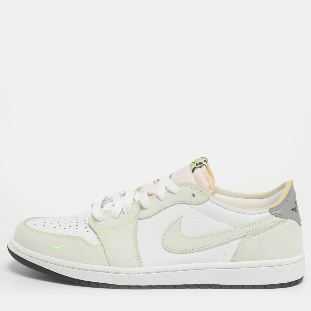 luxury-men-air-jordans-used-shoes-p1218440-010.jpg Air Jordans White/Green Leather Jordan 1 Retro Low White Ghost Green Sneakers Size 45