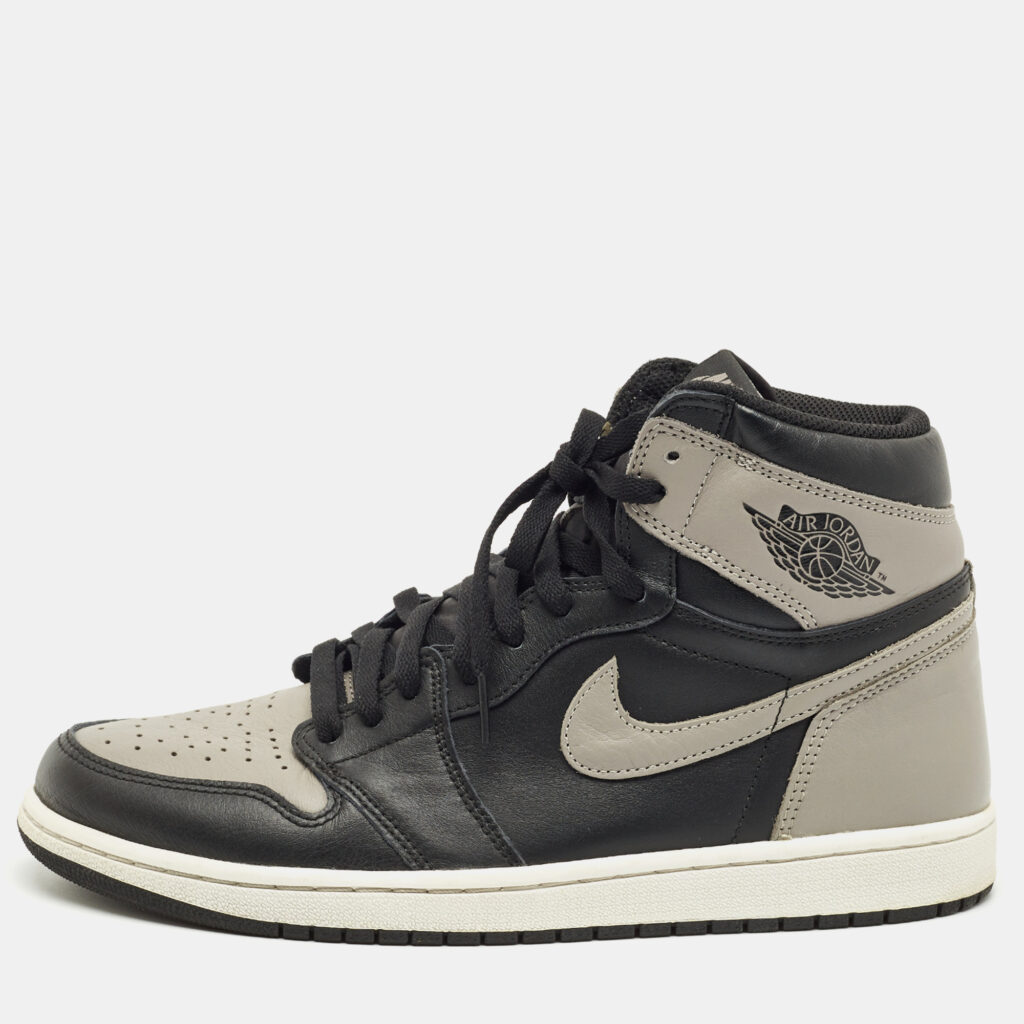 Air Jordans Black/Grey Leather Jordan 1 Retro High Shadow Sneakers Size 45 Air Jordans Black/Grey Leather Jordan 1 Retro High Shadow Sneakers Size 45
