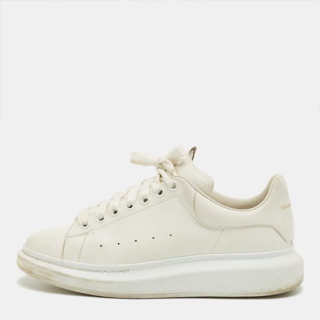 Alexander McQueen White Leather Oversized Lace Up Sneakers Size 43.5 Alexander McQueen White Leather Oversized Lace Up Sneakers Size 43.5
