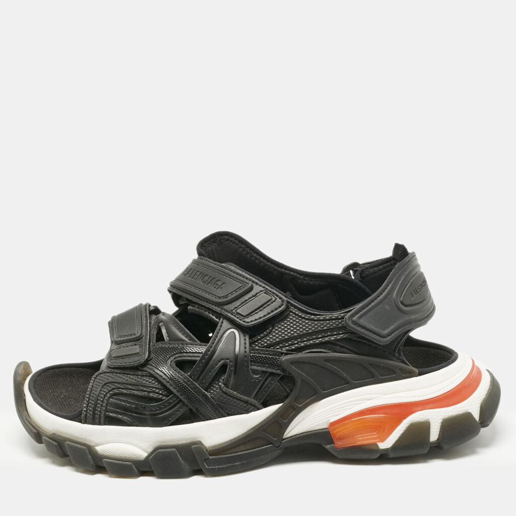 Balenciaga Black Faux Leather and Rubber Track Flat Sandals Size 39 Balenciaga Black Faux Leather and Rubber Track Flat Sandals Size 39