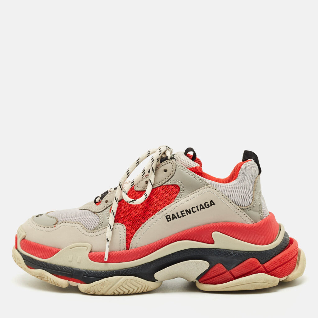 Balenciaga Grey/Red Leather and Mesh Triple S Sneakers Size 39 Balenciaga Grey/Red Leather and Mesh Triple S Sneakers Size 39
