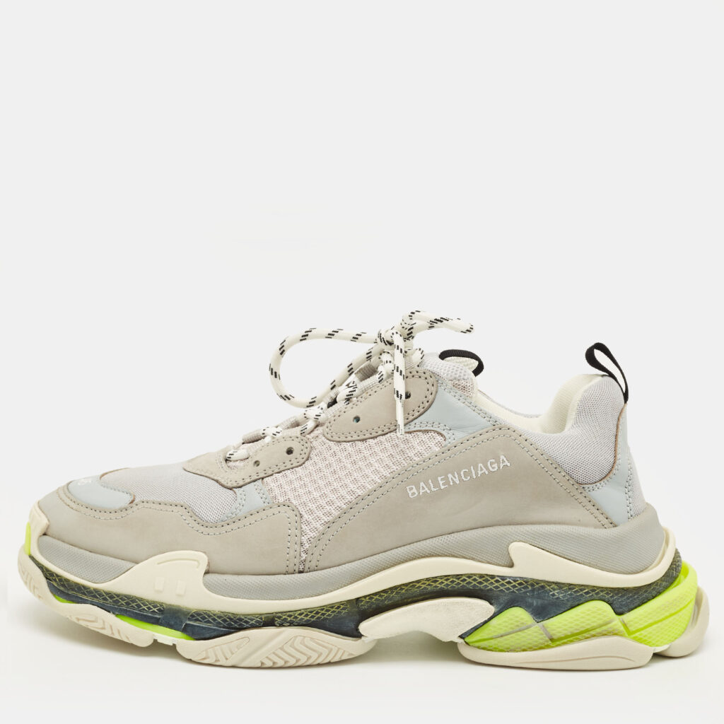 luxury-men-balenciaga-used-shoes-p1249819-010-1.jpg Balenciaga Triple S Size 45 Grey Faux Leather and Mesh Lace Up Sneakers