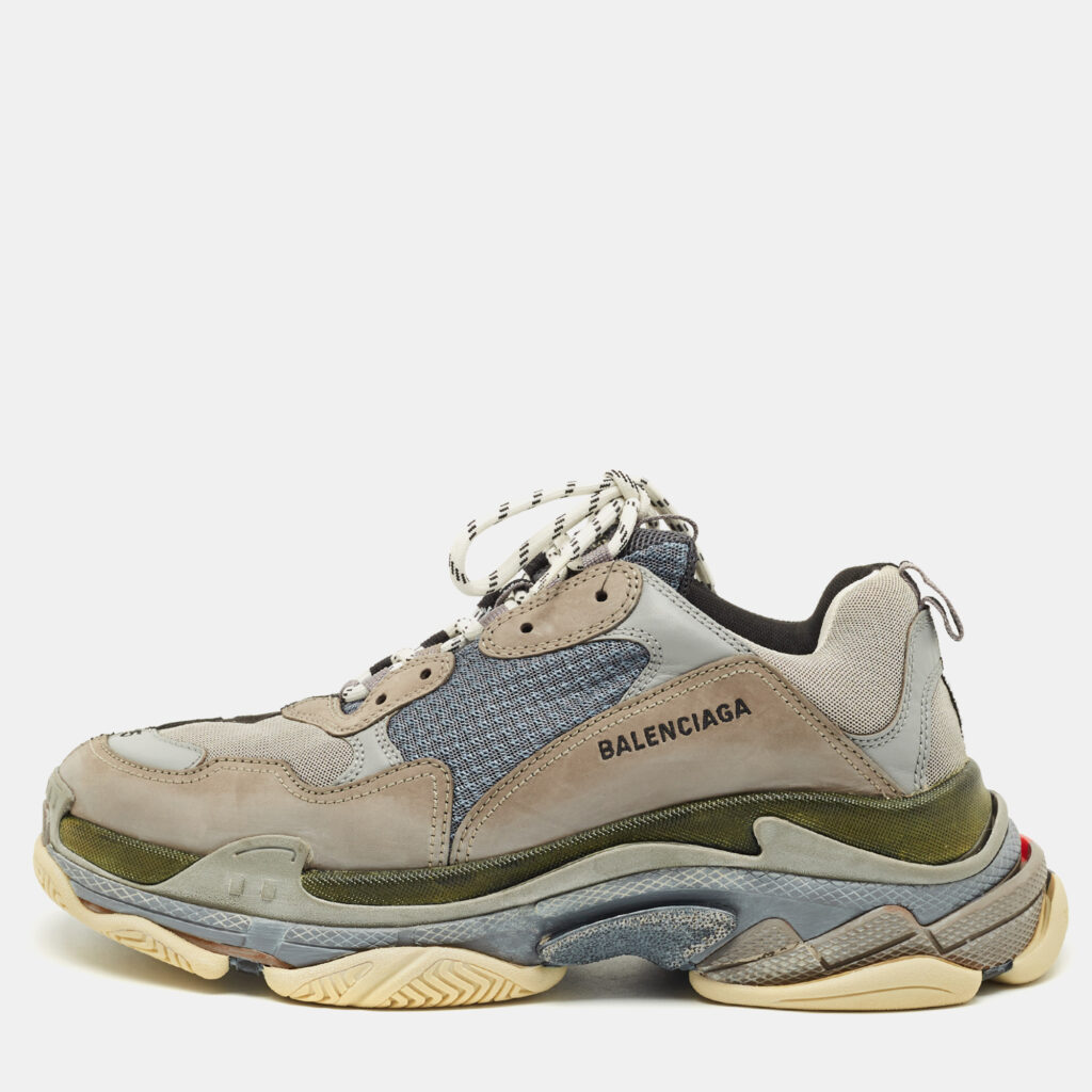 Balenciaga Triple S Size 45 Grey/Black Faux Leather and Mesh Low Top Sneakers Balenciaga Triple S Size 45 Grey/Black Faux Leather and Mesh Low Top Sneakers