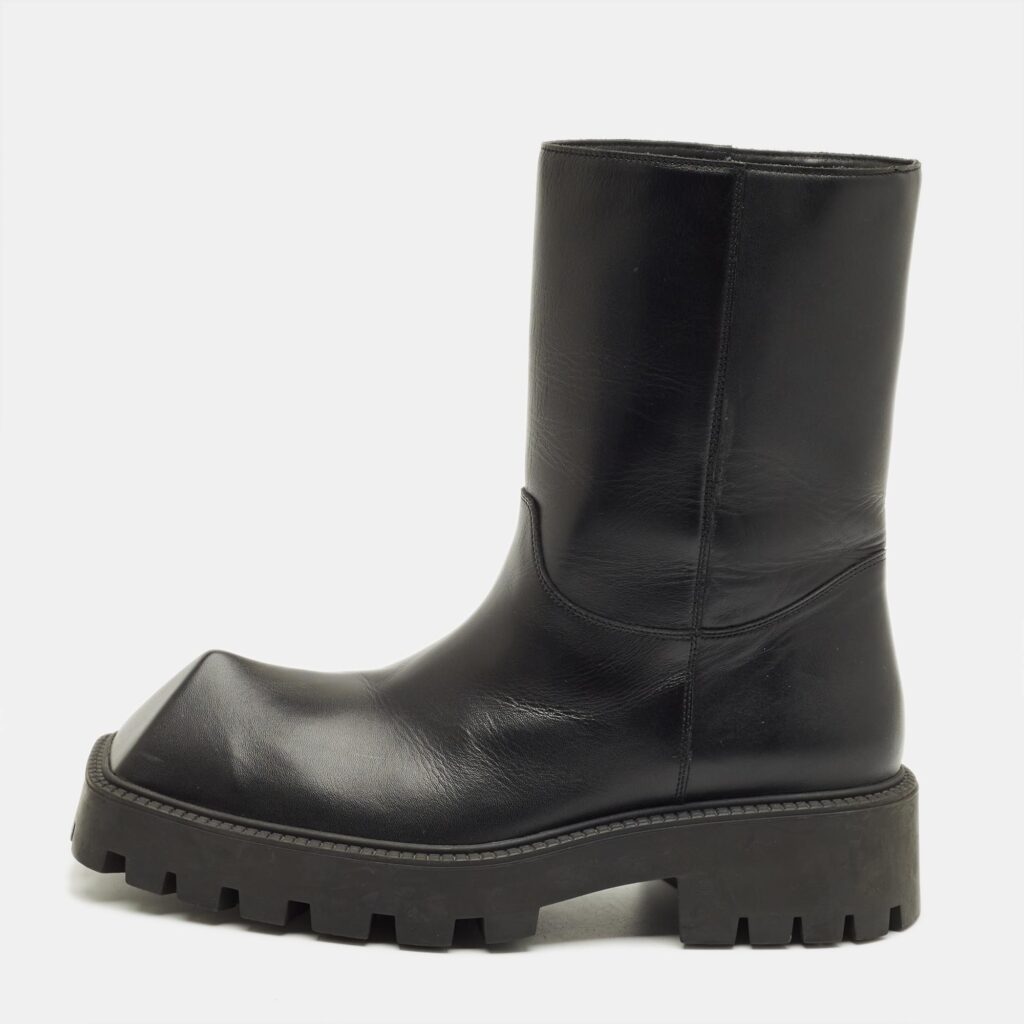 luxury-men-balenciaga-used-shoes-p1250998-001.jpg Balenciaga Rhino Size 41 Black Leather Chelsea Boots