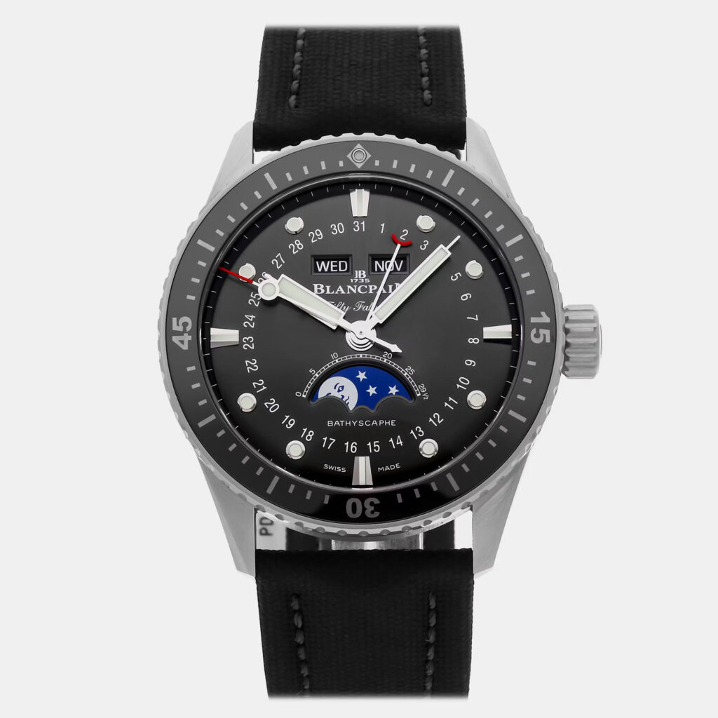 luxury-men-blancpain-used-watches-p1249334-005.jpg Pre-Owned Blancpain Fifty Fathoms Bathyscaphe Quantieme Complet Phase de Lune 5054-1110-B52A
