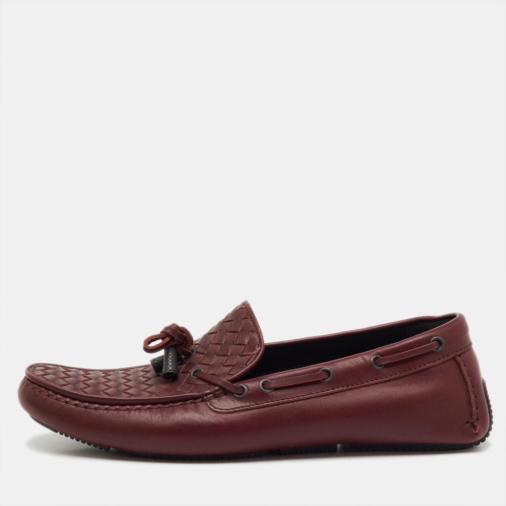 luxury-men-bottega-veneta-used-shoes-p1220373-001-1.jpg Bottega Veneta Burgundy Intrecciato Leather Bow Loafers Size 42.5