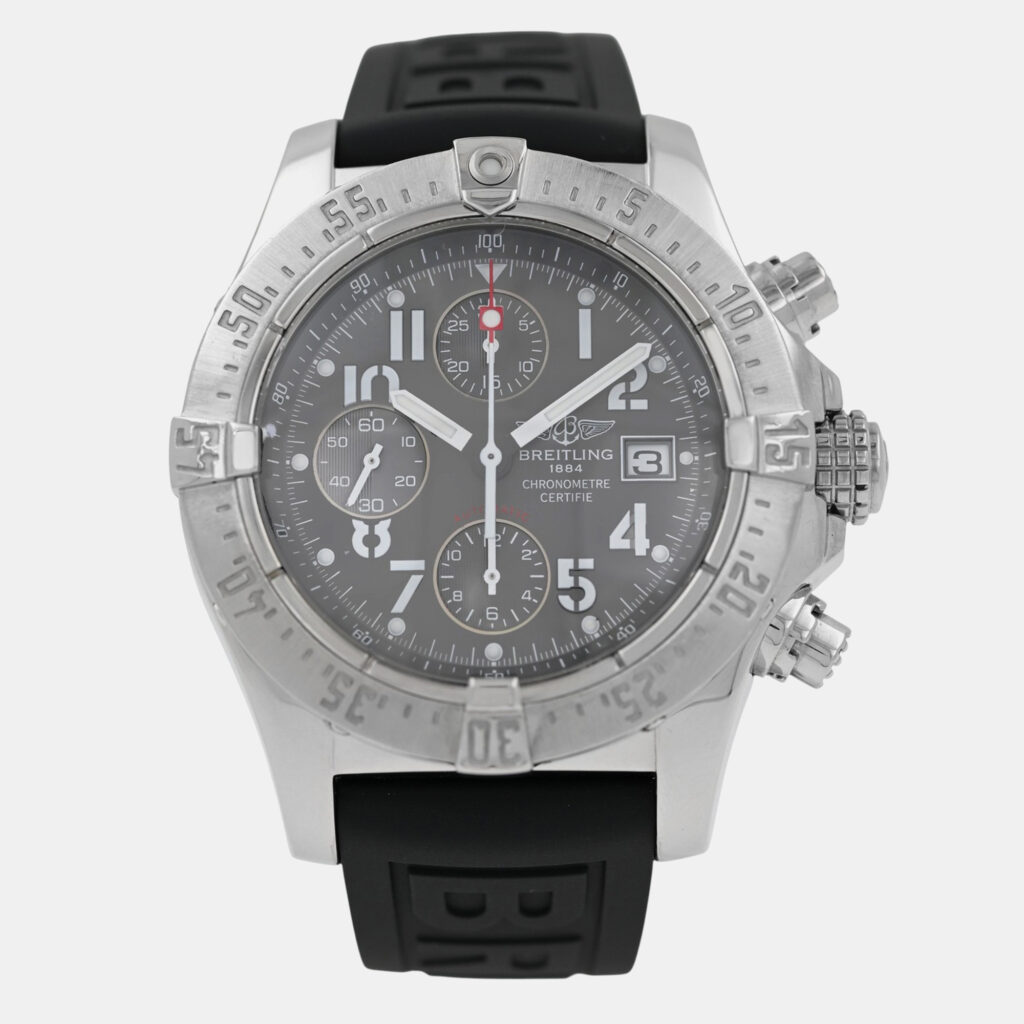Breitling Avenger Skyland A13380 Automatic Stainless Steel Men's Wristwatch 45 mm Breitling Avenger Skyland A13380 Automatic Stainless Steel Men's Wristwatch 45 mm