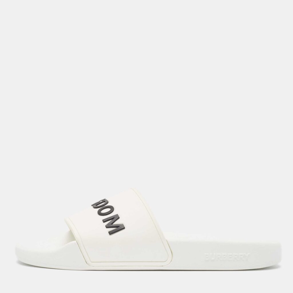 Burberry White Rubber Kingdom Motif Pool Slides Size 38 Burberry White Rubber Kingdom Motif Pool Slides Size 38