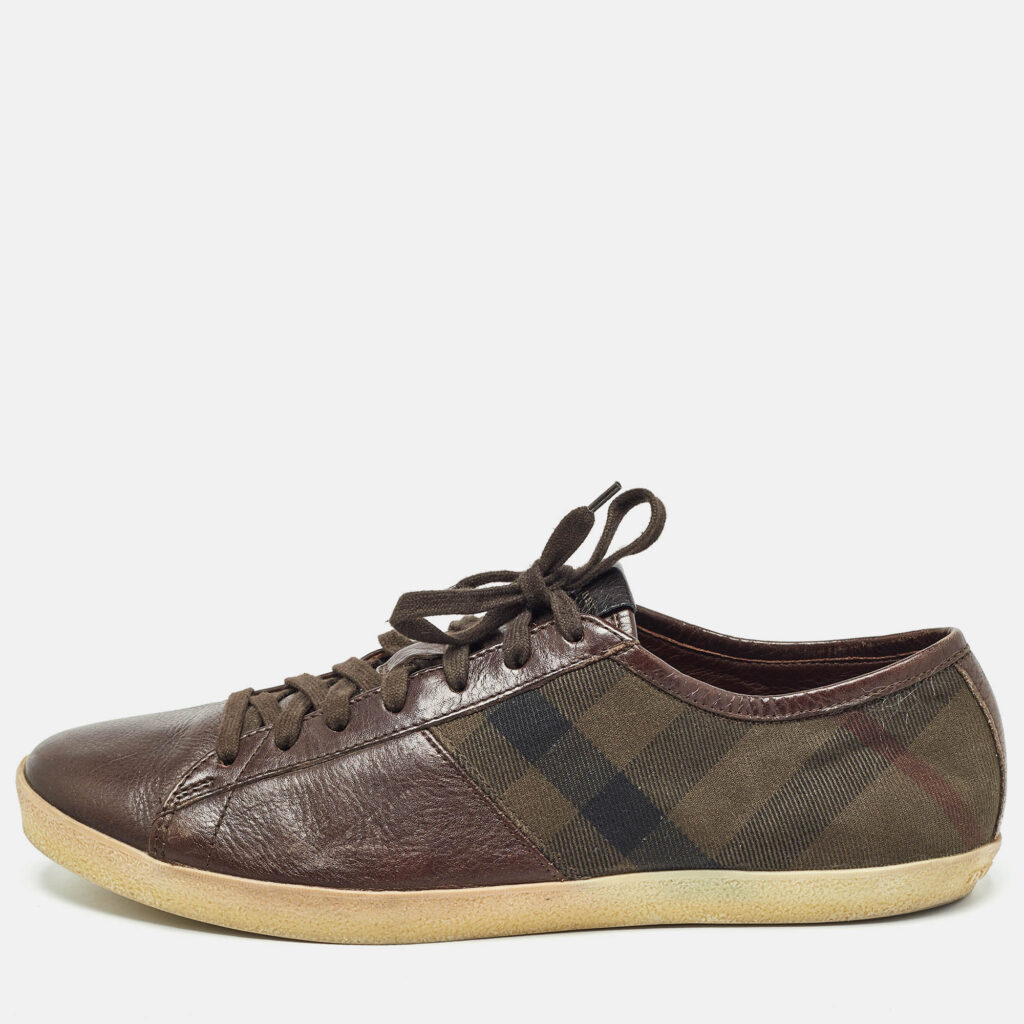 Burberry Brown Leather and Nova Check Canvas Low Top Sneakers Size 44 Burberry Brown Leather and Nova Check Canvas Low Top Sneakers Size 44