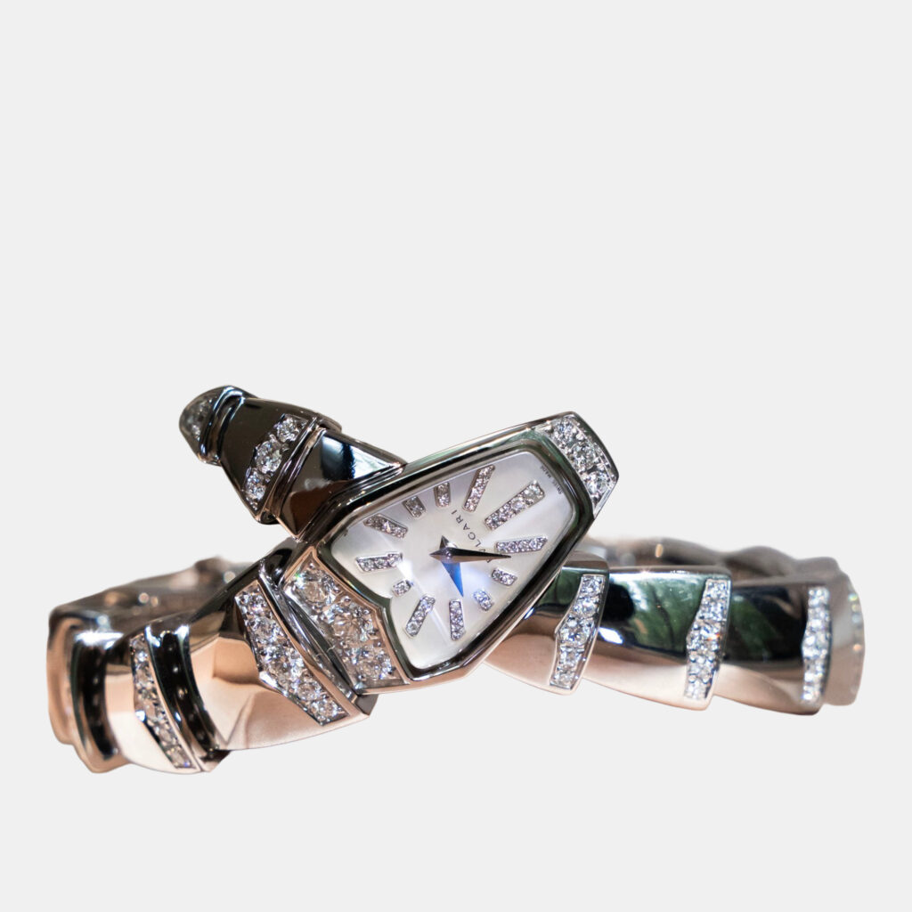 Bulgari Serpenti 102366 White Gold Half Diamond Quartz Watch 26 mm Bulgari Serpenti 102366 White Gold Half Diamond Quartz Watch 26 mm