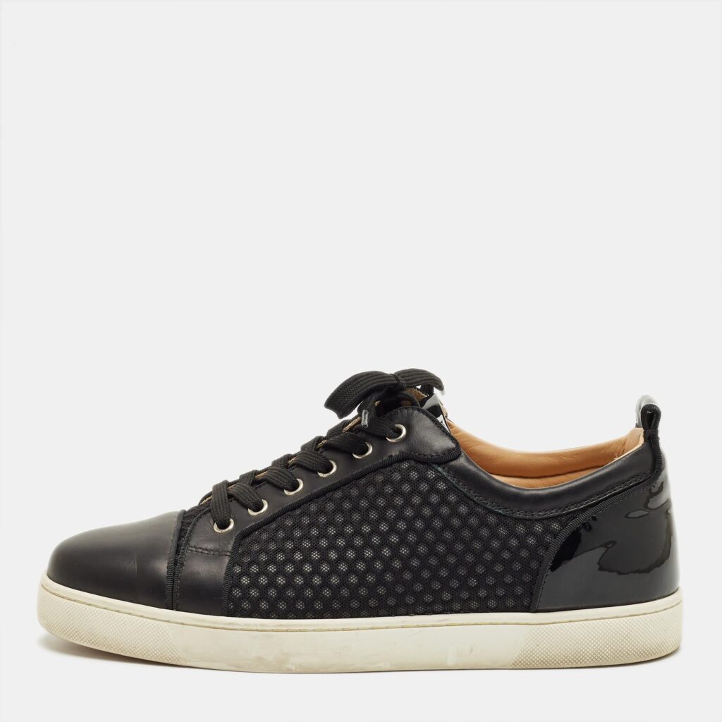 Christian Louboutin Black Leather and Mesh Louis Junior Sneakers Size 43 Christian Louboutin Black Leather and Mesh Louis Junior Sneakers Size 43