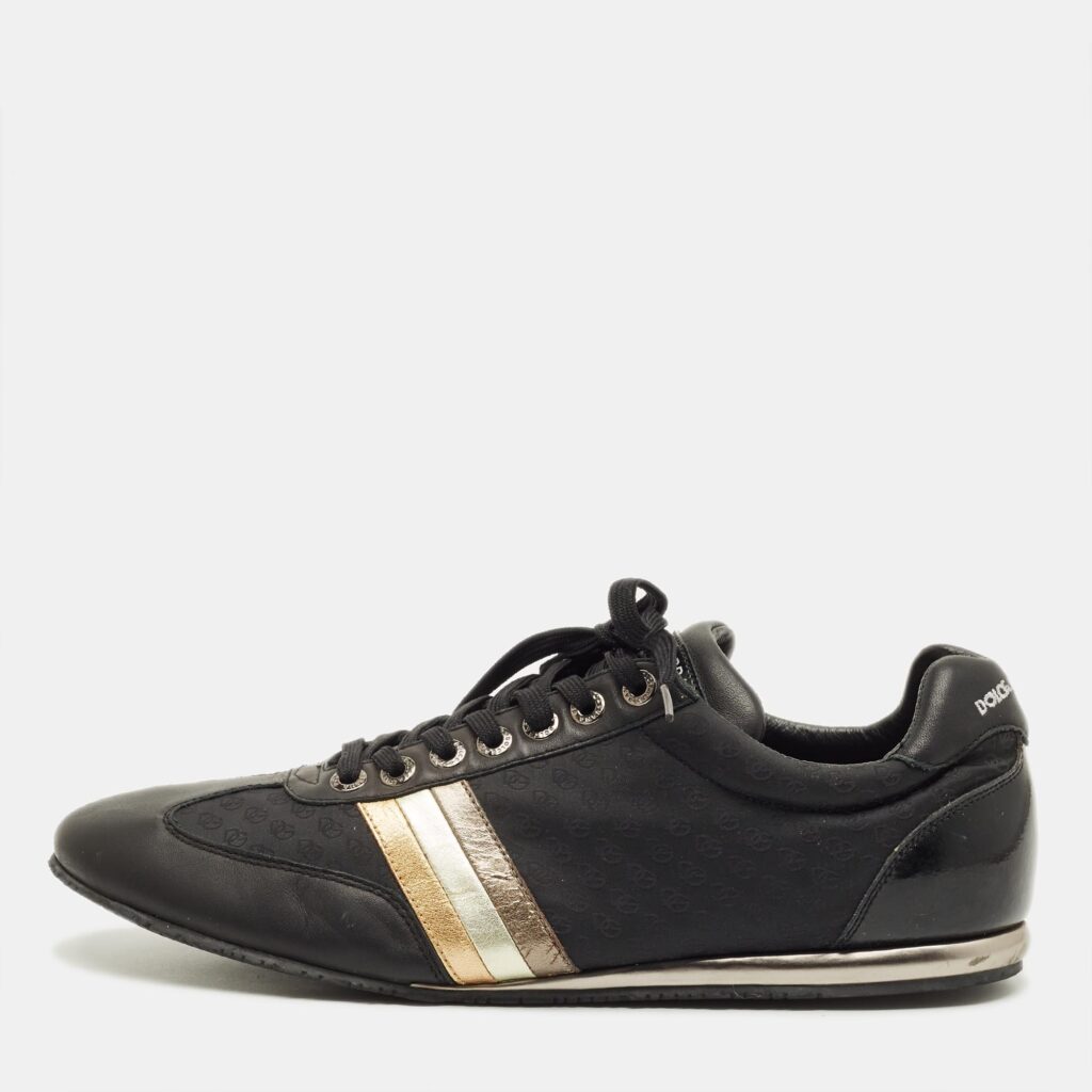 Dolce & Gabbana DG Logo Size 45 Black Leather, Nylon and Patent Leather Lace Up Sneakers Dolce & Gabbana DG Logo Size 45 Black Leather, Nylon and Patent Leather Lace Up Sneakers