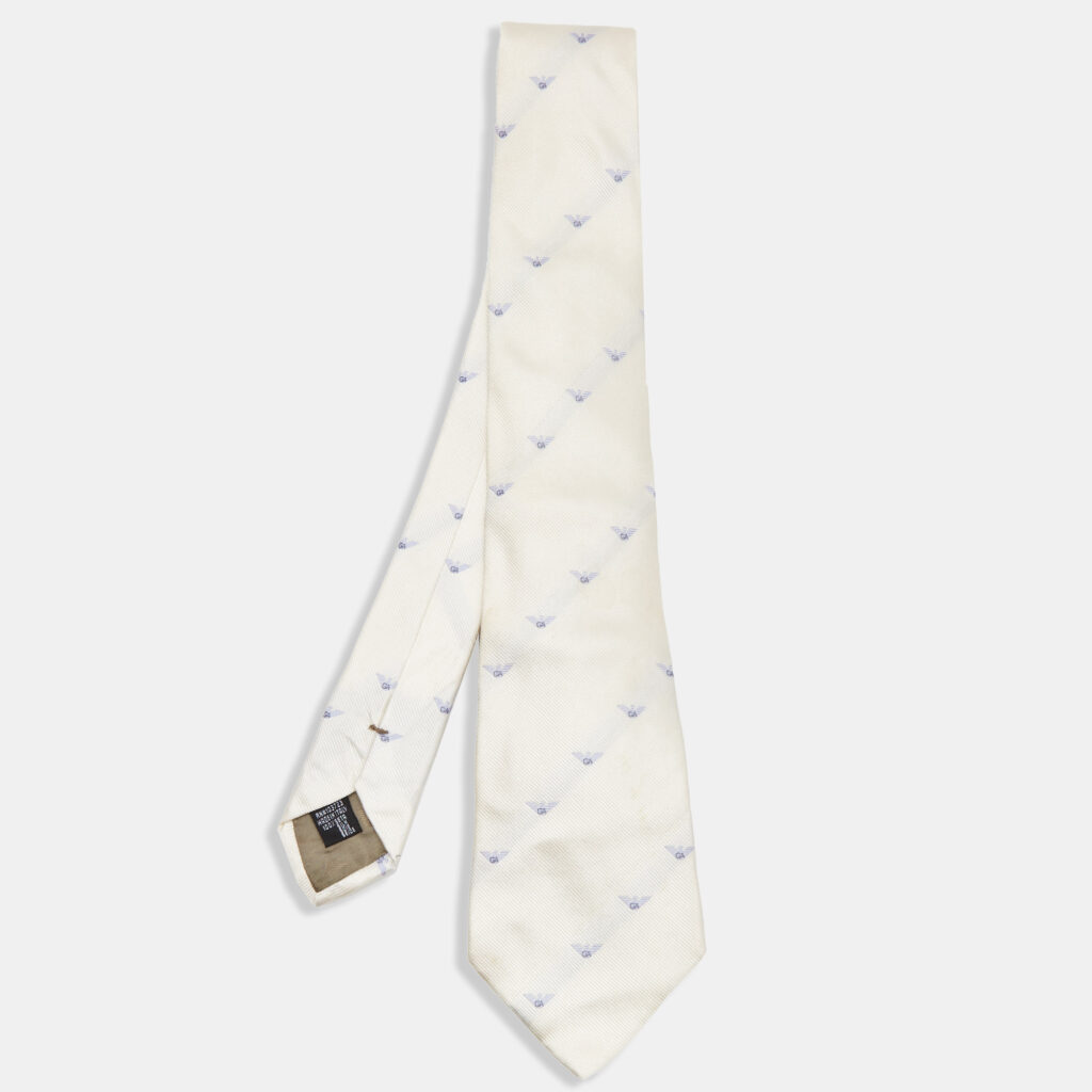 Emporio Armani Cream Logo Jacquard Silk Traditional Tie Emporio Armani Cream Logo Jacquard Silk Traditional Tie
