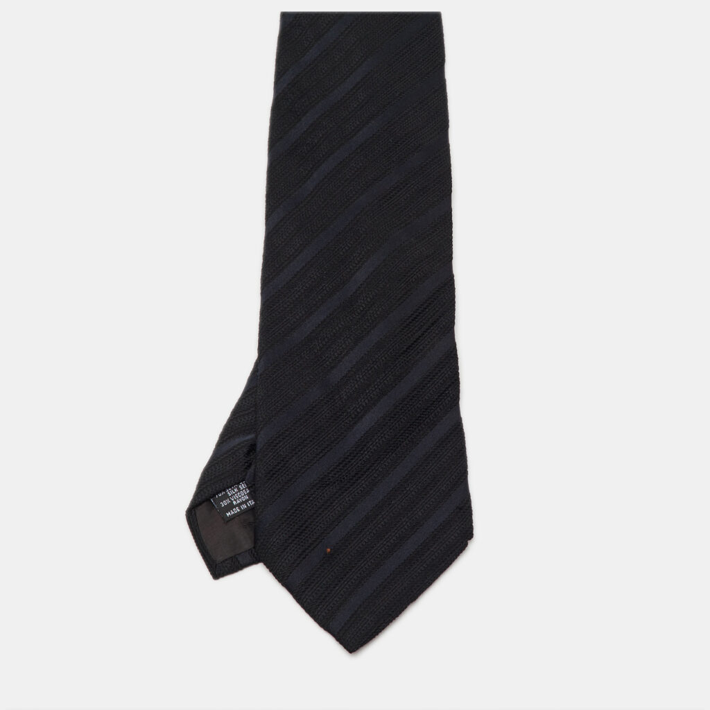 Emporio Armani Black Striped Jacquard Silk Tie Emporio Armani Black Striped Jacquard Silk Tie