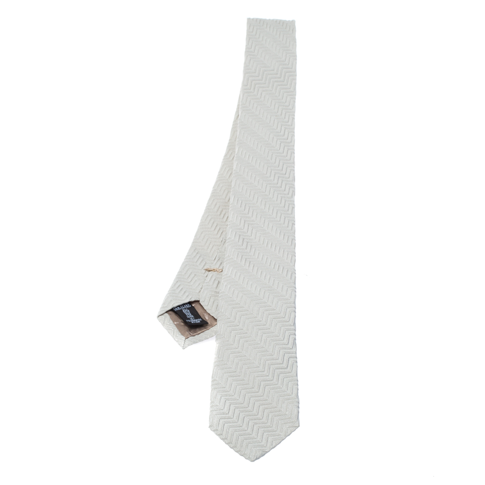 Emporio Armani Ivory Silk Zig Zag Embossed Skinny Tie Emporio Armani Ivory Silk Zig Zag Embossed Skinny Tie