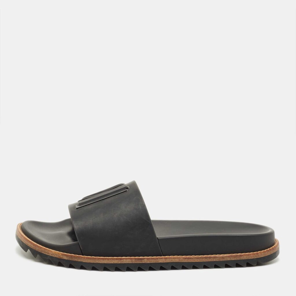 Fendi Black Rubber FF Logo PPool Slides Size 41 Fendi Black Rubber FF Logo PPool Slides Size 41