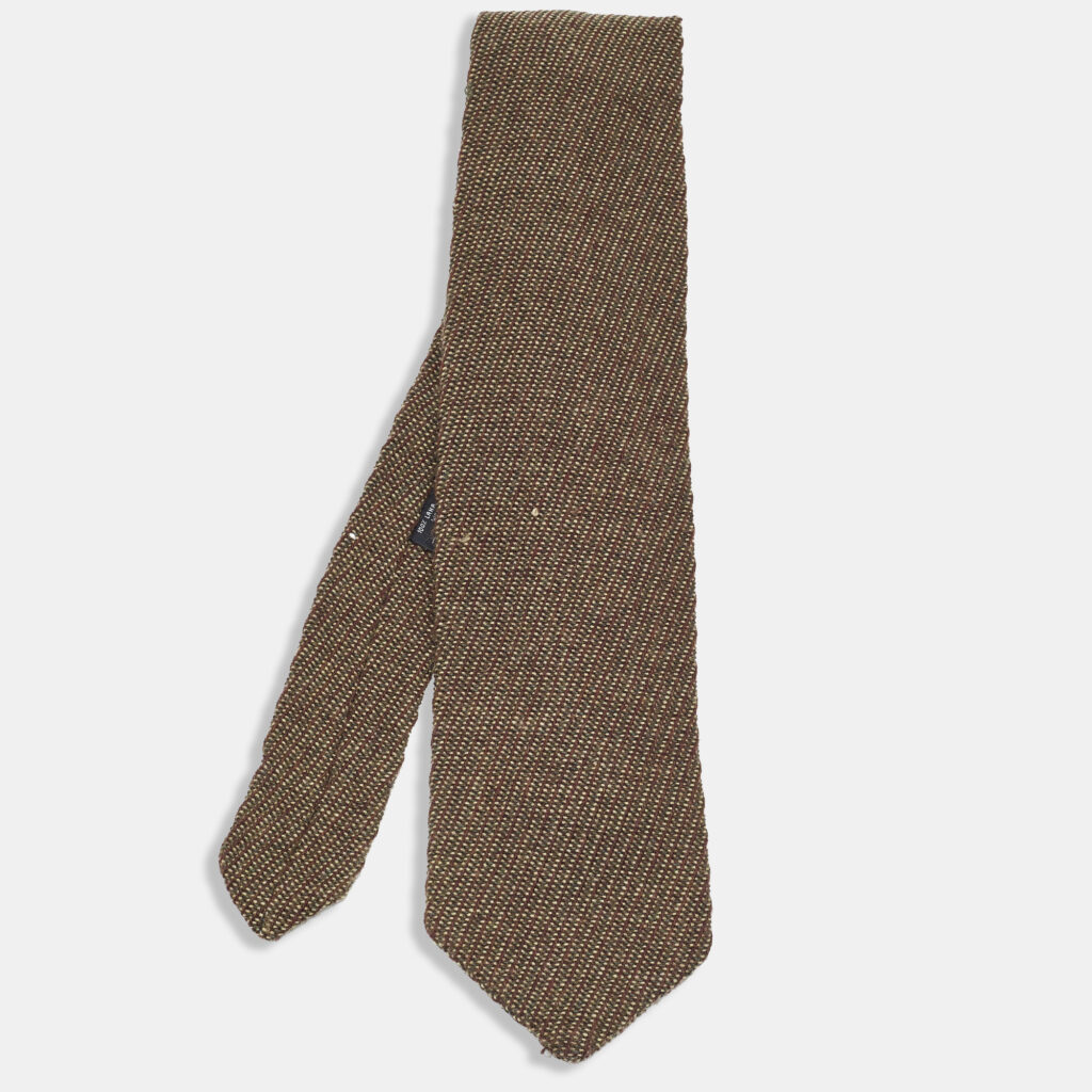 Giorgio Armani Vintage Brown Wool Knitted Traditional Tie