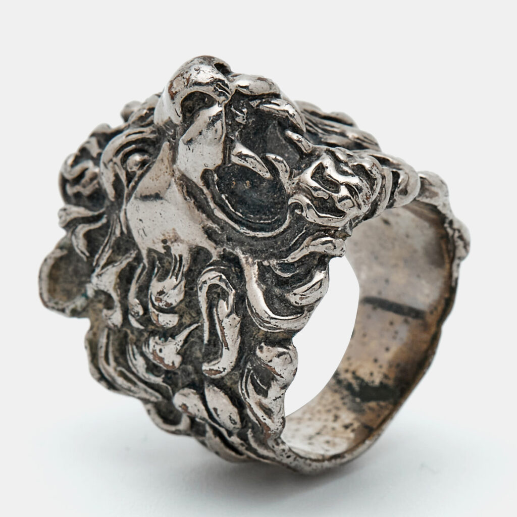 Gucci Lion Head Silver Tone Ring Size 59 Gucci Lion Head Silver Tone Ring Size 59