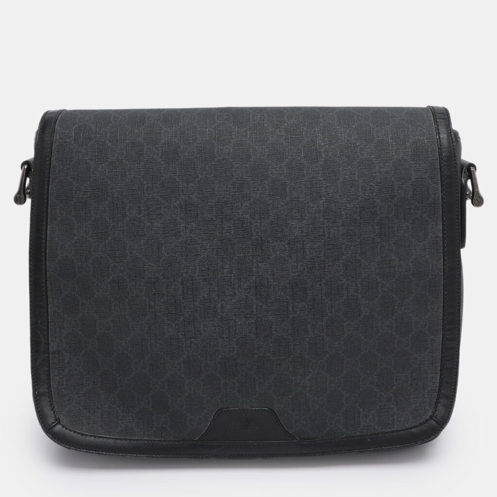 Gucci Grey GG Supreme Canvas and Leather Messenger Bag Gucci Grey GG Supreme Canvas and Leather Messenger Bag