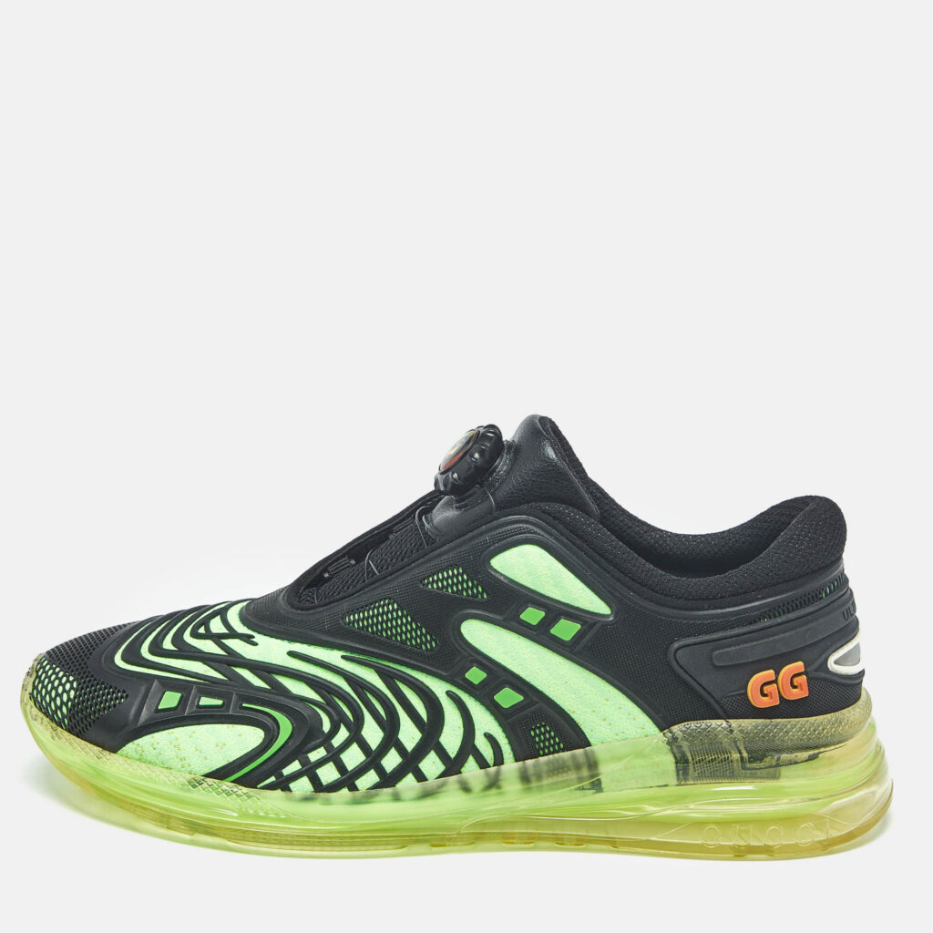 Gucci Black/Green Fabric and Rubber Ultrapace Low Top Sneakers Size 42 Gucci Black/Green Fabric and Rubber Ultrapace Low Top Sneakers Size 42